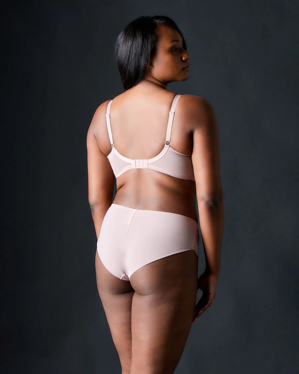 Ana Non-Padded Plunge Bra - Image 5